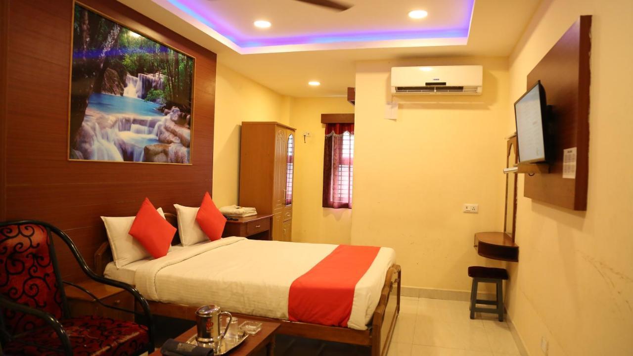 Kumaran Millenium Residency Hotel Vellore Buitenkant foto