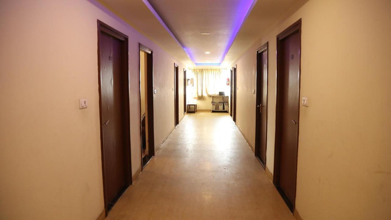 Kumaran Millenium Residency Hotel Vellore Buitenkant foto