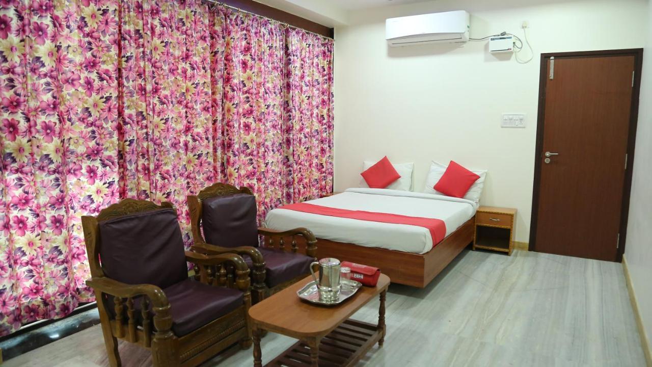 Kumaran Millenium Residency Hotel Vellore Buitenkant foto