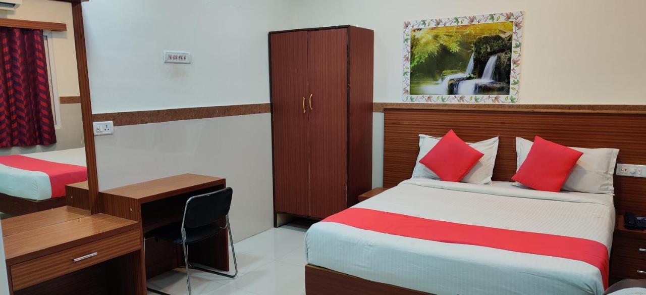 Kumaran Millenium Residency Hotel Vellore Buitenkant foto